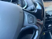 Renault Clio 0.9 TCe Expression | Navigatie | Camera | Airco | Cruise Control | 12 MAANDEN GARANTIE |