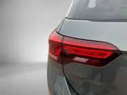 Volkswagen T-Roc 1.0 TSI 81KW/110PK Life Navigatie · Apple/Android Car Play · Camera + Parkeersensoren ·