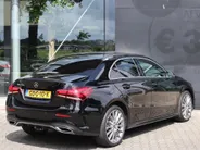 Mercedes-Benz A-Klasse 250 e AMG Line | HUD | Multispaak | LED | Navigatie | Camera | Automaat
