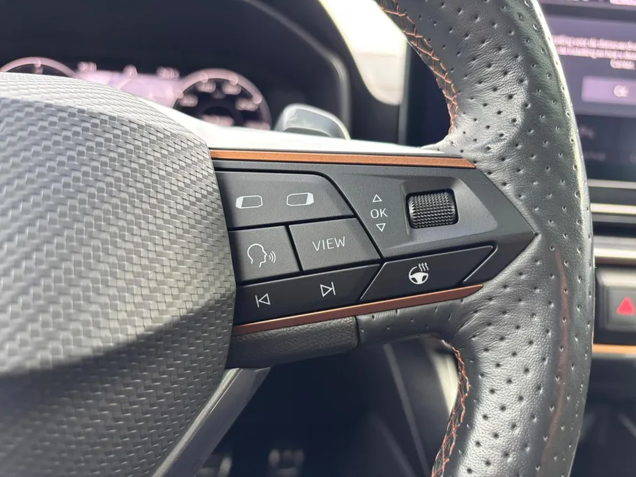 CUPRA Formentor 1.4 e-Hybrid VZ Copper Edition | Panoramadak | Adapt. Cruise Control | Stoel-en Stuurverwarming | Memory seats | 12 maanden garantie |