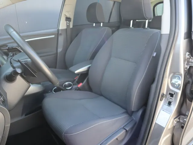 Toyota Verso 1.8 VVT-i Aspiration Automaat | Panoramadak | Trekhaak