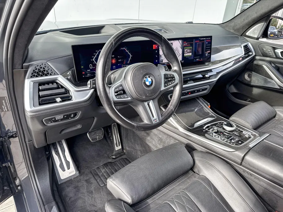 BMW X7 M60i xDrive