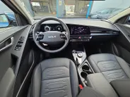 Kia Niro EV Edition Advanced 64.8 kWh Accu 100% | 1e Eigenaar | Dealer onderhouden | Cruise Control Adaptief | Stoelverwarming | Camera | Apple Carplay & Android Auto | Leder | Fabrieksgarantie t/m 28-3-2031 + 3x 1 jaar* | NAP