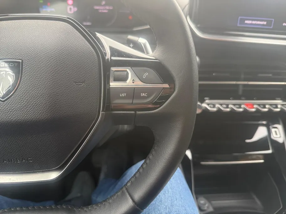 Peugeot 2008 1.2 Hybrid 136 Allure | Automaat | 360* Camera | Apple Carplay/Android Auto | DAB | Cruise Control | Climate Control | Hoge Instap