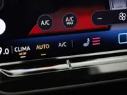 Volkswagen T-Roc 1.5 eTsi Style First Edition