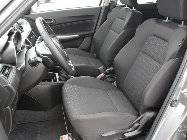 Suzuki Swift 1.2 Style Smart Hybrid Automaat | Navi | Adap. Cruise | Clima | Camera | Lm-Velgen