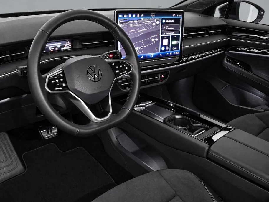 Volkswagen ID.7 Pro Business 286pk 77 kWh · SOH 97,2% · 360 Camera · Head-Up · Alarm · Elek. Trekhaak · Keyless · Elek. Voorstoelen · 20'' Inch · Gratis onderhoud & APK t/m 30-01-2030 · EXTRA INRUILKORTING ·