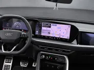 Audi Q5 e-hybrid quattro S edition 299 PK · Head-up display · Adaptieve luchtvering · Glazen panoramadak