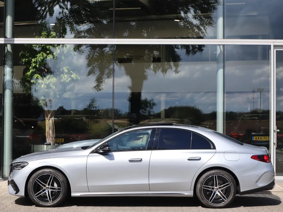 Mercedes-Benz E-Klasse E-Klasse 300e AMG Line l Keyless l Achteruitrij camera l Stoelverwarming l Memory