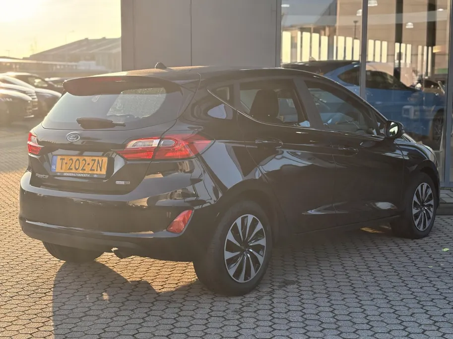 Ford Fiesta 1.0 EcoBoost Hybrid Titanium WINTER PACK | KEYLESS ENTRY | PARKEER SENSOREN ACHTER | APPLE CARPLAY / ANDROID AUTO