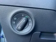 Škoda Karoq 1.0 TSI Ambition Business DSG-Automaat| Wegklapbare trekhaak| Navi| Cruise Control| Climate control| Parkeersensoren v+a|