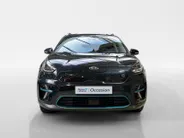 Kia e-Niro ExecutiveLine 64 kWh | Warmtepomp | Trekhaak Afneembaar + 13-Polige Stekker | Elektrisch verstelbare Voorstoelen | Bestuurdersstoel + Geheugen | Elektrisch Bedienbaar Schuif / Kanteldak | Stoelverwarming + Stoelkoeling | Stuurverwarming | JBL Geluidsinsta