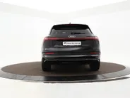 Audi e-tron 55 quattro 408pk S edition · SOH 94,8% · Panoramadak · Luchtvering · 360 Camera · Apple/Android Car Play · Stoelverwarming · 21'' Inch ·