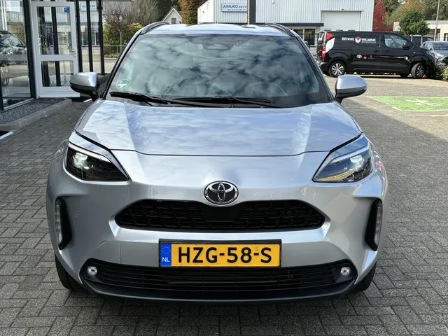 Toyota Yaris Cross 1.5 Hybr 130 Dynamic Comfort Pack | Stoelverw. | PDC V+A | Adapt. Cruise