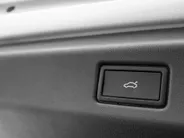 Volkswagen ID.7 Pro Limited Edition 77 kWh accu 286 pk · Trekhaak inklapbaar, met elektrische ontgrendeling · Voorraad OUTLET · Prijs is inclusief inruilpremie ·