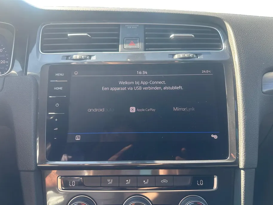 Volkswagen Golf 1.0 TSI Comfortline | Automaat | Carplay | keyless| Cruise | Camera |