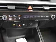 Kia Niro 1.6 GDi Hybrid 138pk DCT6 DynamicLine Direct leverbaar!