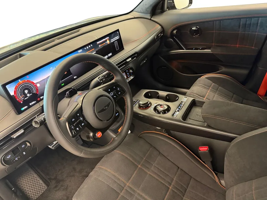 Genesis GV60 MAGMA | 84 KWH | HIGH PERFORMANCE | 4WD |
