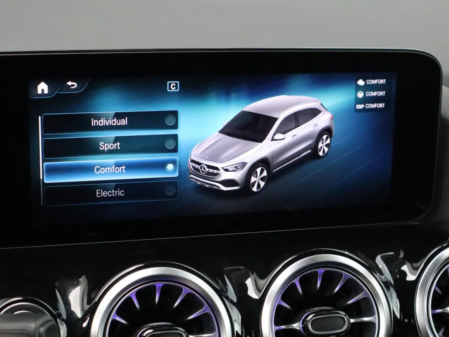 Mercedes-Benz GLA 250 e Business Solution AMG Limited