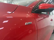 Ford Focus 1.0 EcoBoost Hybrid 125 pk ST Line X Panoramadak - Groot navigatie - 18inch LM Velgen - Driver Assistance Pack - Winter Pack - Race Red