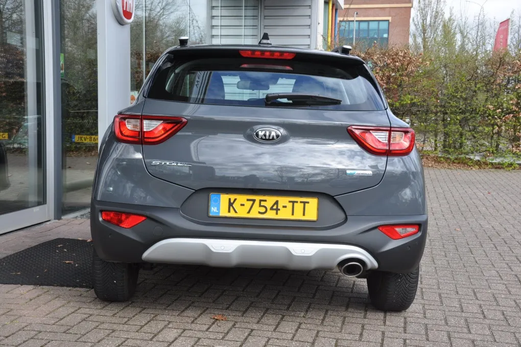 Kia Stonic 1.0 T-GDi MHEV Dyn L Clima Navi All Seasons