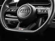 Audi A1 Sportback 30 TFSI 110pk S Edition · Camera · Apple/Android Car Play · Keyless · P-Sensoren · Getint Glas · Afgevlakt Stuurwiel · 17'' Inch ·