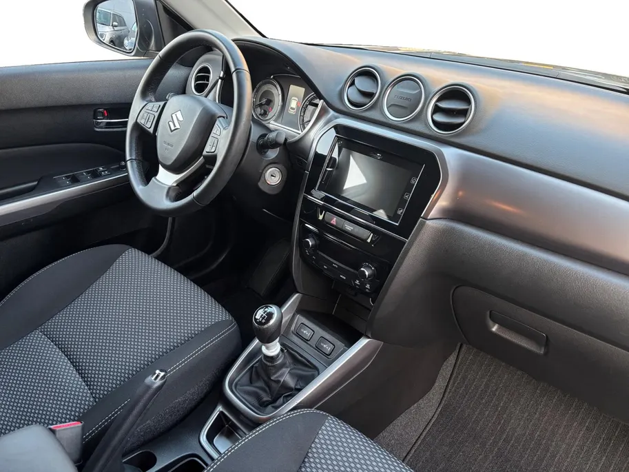 Suzuki Vitara 1.4 Boosterjet Comfort Smart Hybrid | Garantie t/m 2033 ! | Dodehoek detectie | Achteruitrijcamera | Stoelverwarming |
