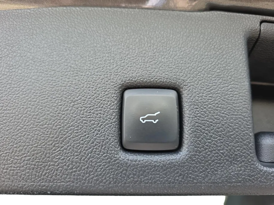 Ford Kuga 2.5 PHEV ST-Line | Winterpack | HUD  | Dodehoek Detectie | Elektr. Achterklep | Adapt. Cruise Control | 12 maanden garantie! |