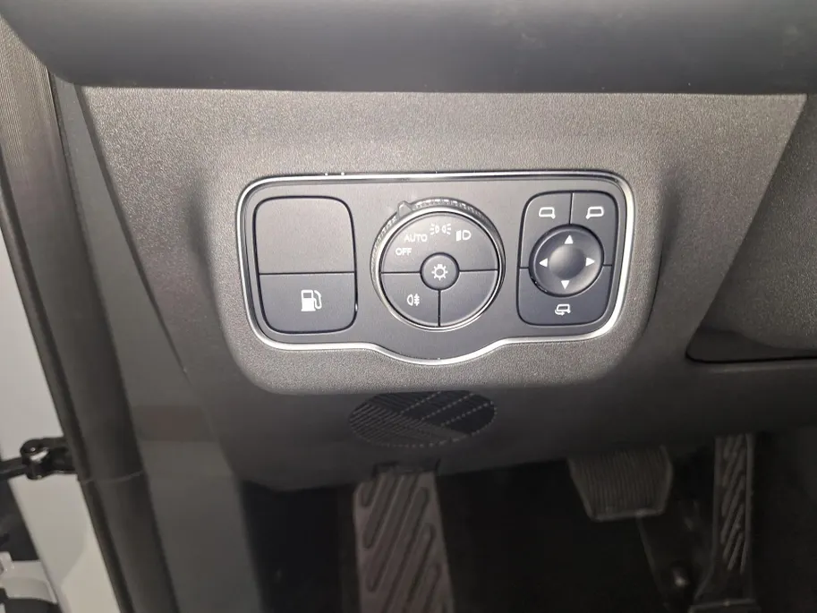 Omoda 9 9 PHEV Premium Panoramadak - 1100KM Bereik