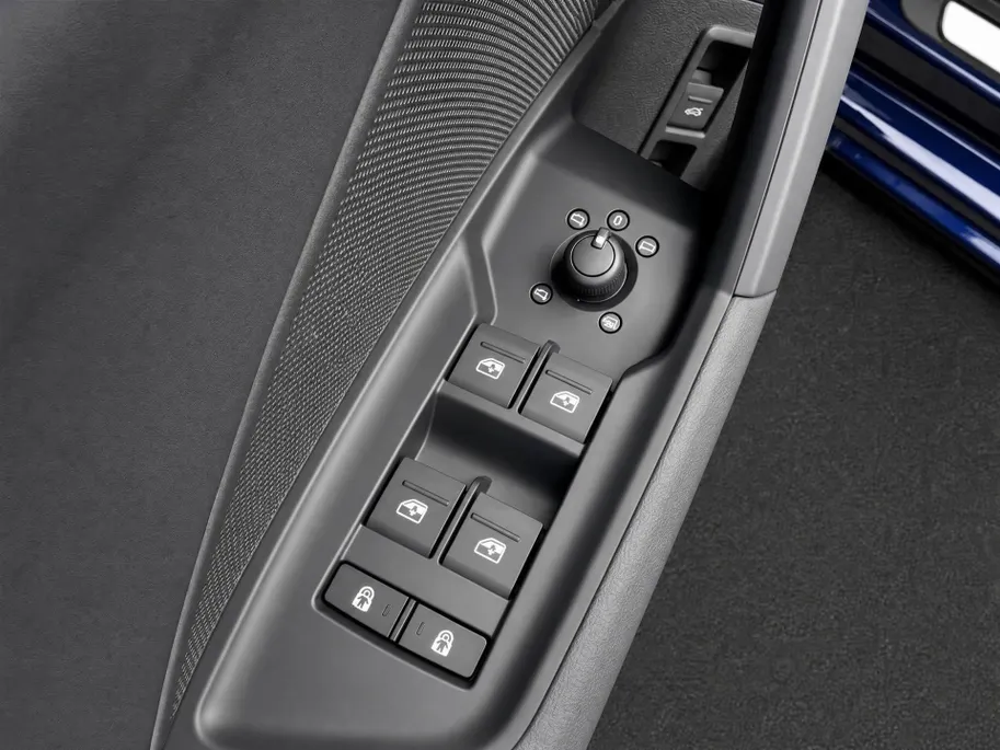 Audi A3 Sportback 40 TFSIe 150kW/204PK S Line · Panoramadak · Leder · Camera · Apple/Android Car Play · Drive select