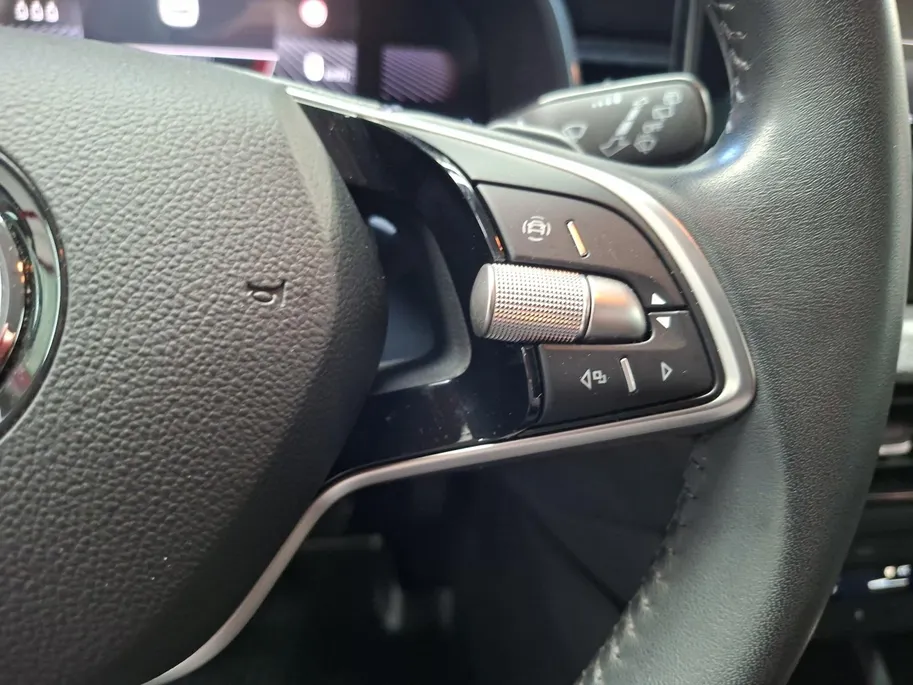 Škoda Kamiq 1.0 TSI Business Edition Automaat | Carplay / Android auto | Climate control | Virtual cockpit