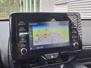 Toyota Yaris 1.5 Hybrid Active AUTOMAAT | Navigatie | Adaptieve Cruise | Climate | Camera | Rijstrooksensor met correctie | Apple Carplay/Android Auto