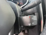 Renault Clio Estate 0.9 TCe Limited | Camera | Parkeersensoren | Bluetooth | Navigatie | All Season Banden | Dealer Onderhouden | 12 Maanden BOVAG Garantie