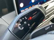 Volkswagen Tiguan 1.5 eHybrid 204PK R-Line Blackstyle · Panoramadak · Trekhaak · Apple/Android Car Play · 360° Camera · Garantie t/m 14-10-2030 of 100000km.