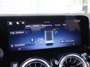 Mercedes-Benz GLA 250 e Star Edition AMG Line l Trekhaak l Keyless l Verwarmbare voorstoelen