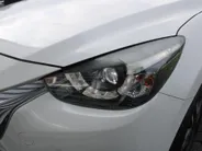 Mazda 2 1.5 Skyactiv-G GT-M | Trekhaak | Camera | Stoelverwarming | 16' LM | Navi | Cruise | Clima | Dodehoek detectie | LED | HUD |