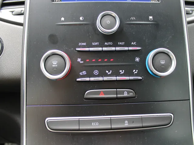 Renault Scénic 1.3 TCe Intens | automaat | navigatie | achteruitrijcamera