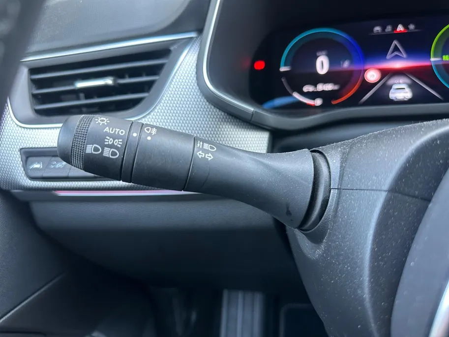 Renault Arkana 1.6 E-Tech hybrid 145 techno | Automaat | Camera | Parkeersensoren | Apple Carplay & Android Auto | Navigatie | All Season Banden | 12 Maanden BOVAG Garantie