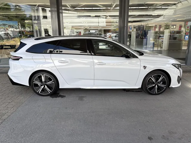 Peugeot 308 SW 1.2 Hybrid 145 e-DCS6 GT