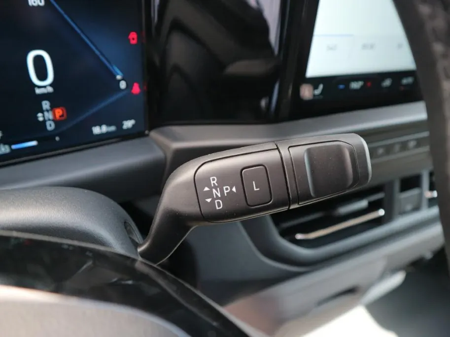 Ford E-Transit Cust. 340 L2H1 Limited 71 kWh * ADAP CRUISE * BLIS * NAVI * 360 CAMERA *