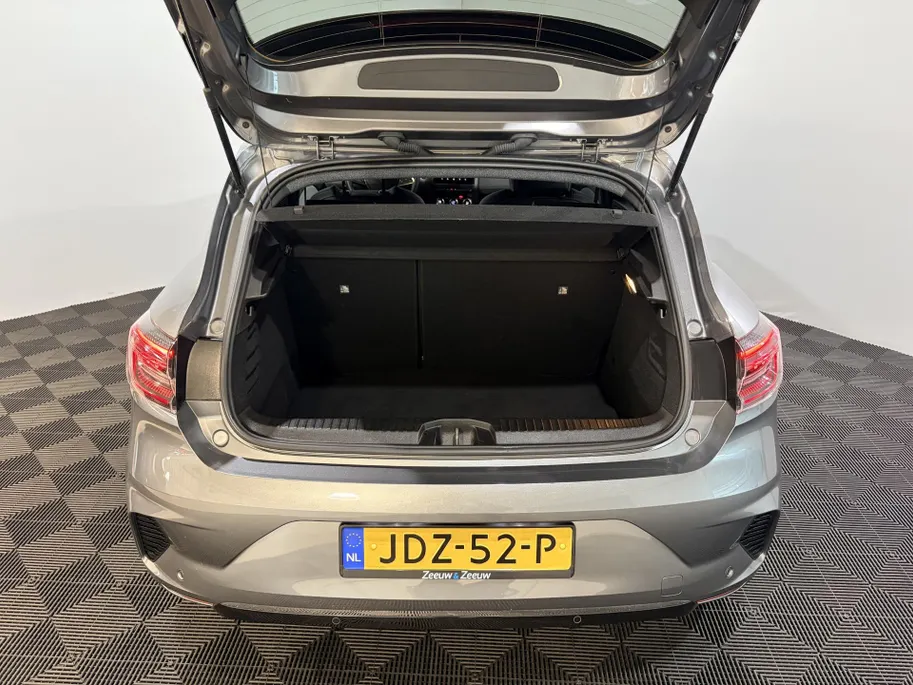 Renault Clio 145PK E-Tech Full Hybrid Techno Automaat | 9,3' Navi | Apple CarPlay/Android Auto | Climate Control | Cruise Control | Full LED | Camera | Parkeersensoren | Digital Cockpit | Licht & Regen Sensor |