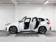BMW iX1 xDrive30 Launch Edition