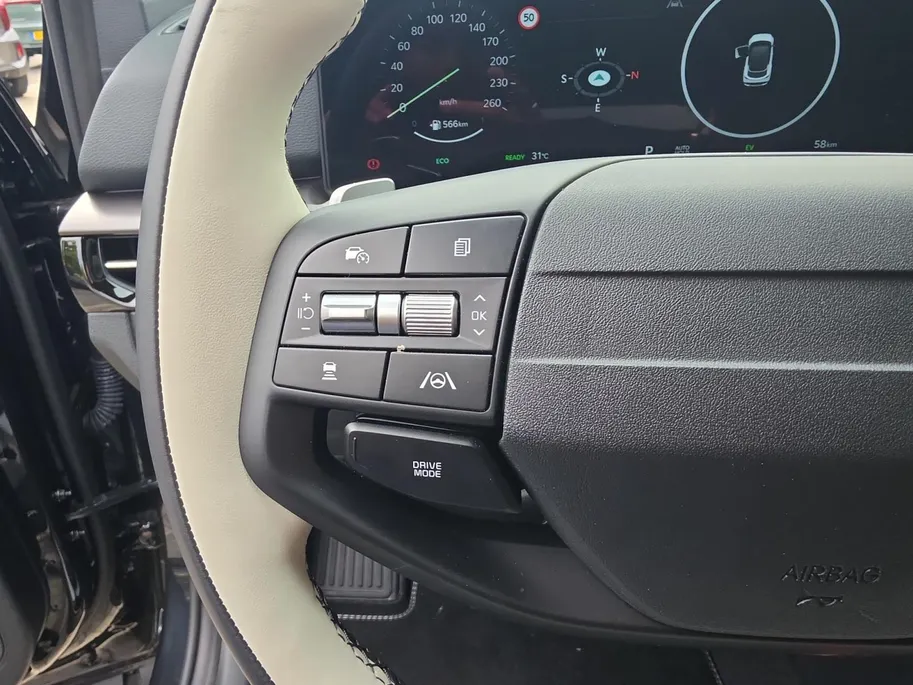 Kia Sportage 1.6 T-GDi Plug-in Hybrid GT-Line | Climate Control | Cruise Control | Camera | Navigatie | Elektrische Kofferklep | Open Dak | Stoelverwarming | Stuurverwarming |