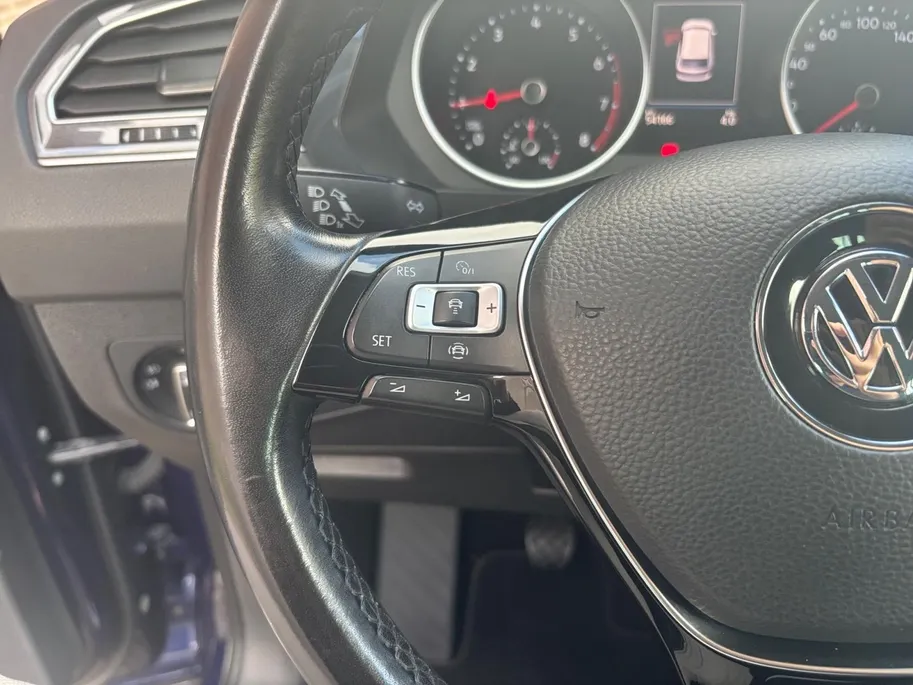 Volkswagen Tiguan 1.5 TSI ACT Comfortline Business | Trekhaak | Achteruitrijcamera | Climate control | ACC