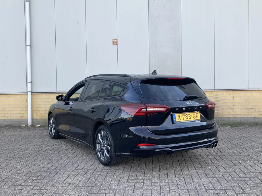 Ford Focus 1.0 EcoBoost Hybrid ST Line 125 pk Wagon GROOT NAVIGATIE-WINTERPAKKET-PRIVACY GLASS