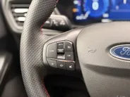 Ford Focus Wagon 1.0 EcoBoost ST Line 125 PK WINTER PACK I LEDEREN BEKLEDING I APPLE CARPLAY / ANDROID AUTO I ' 18 ' VELGEN I