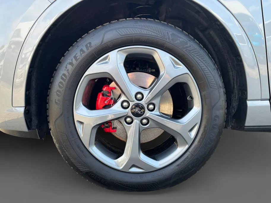 Ford Kuga 2.5 PHEV ST-Line X | Schuif/Kantel Dak | Adaptieve Cruise Control | Elek. Trekhaak | 2100 KG Trekgewicht | Winter Pack |