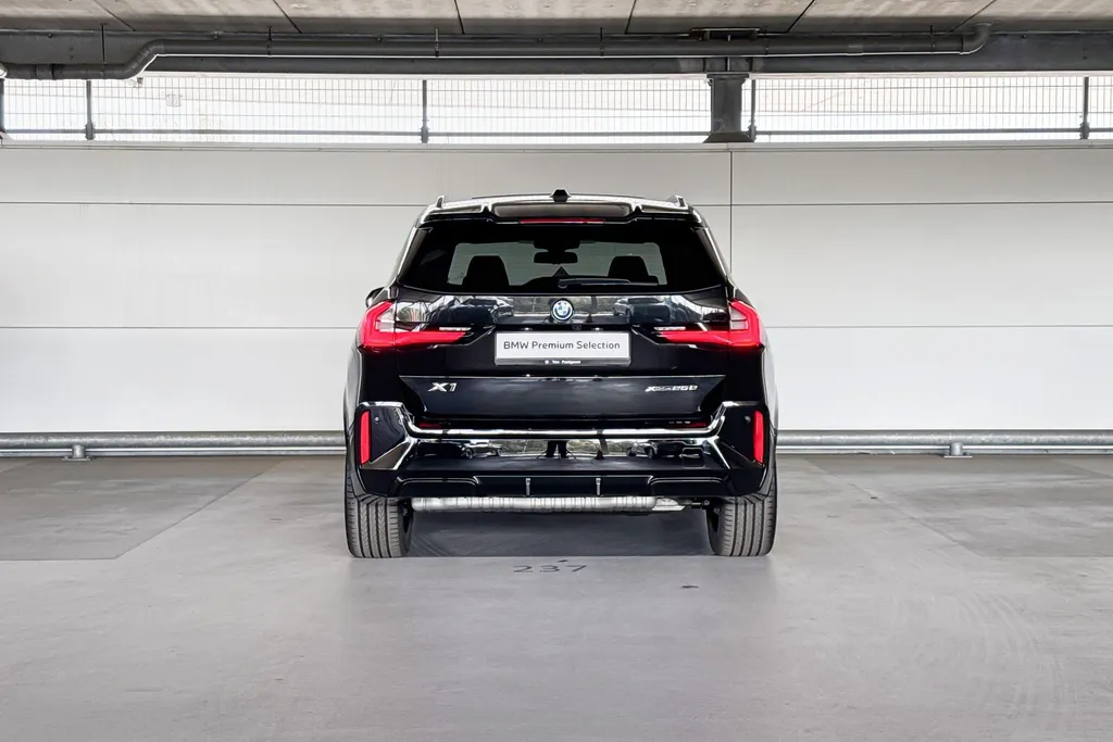 BMW X1 xDrive25e