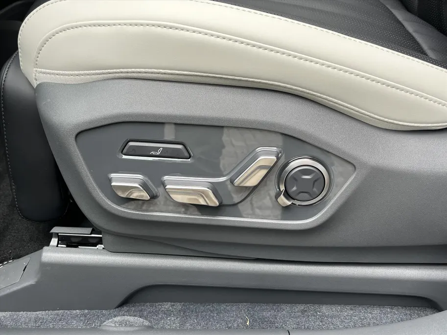 Kia EV9 99,8kWh 384pk AWD Dual Motor GT-Line | 6-zits |