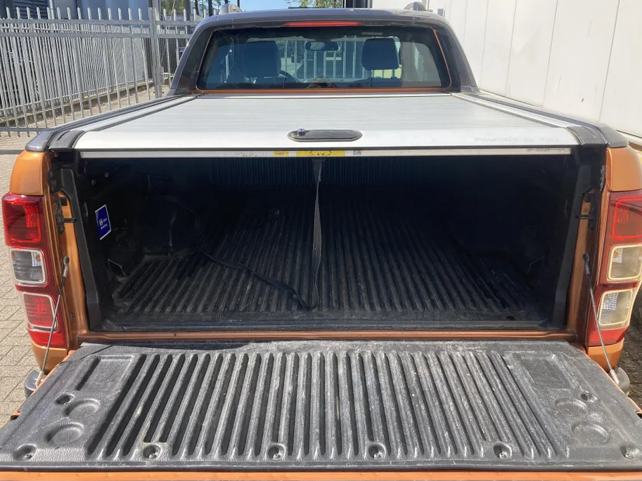 Ford Ranger 3.2 5-cilinder TDCi 200 pk 4WD Wildtrak Supercab Adaptieve Cruise Control - Navigatie - Trekhaak- afsluitbare Rollertop